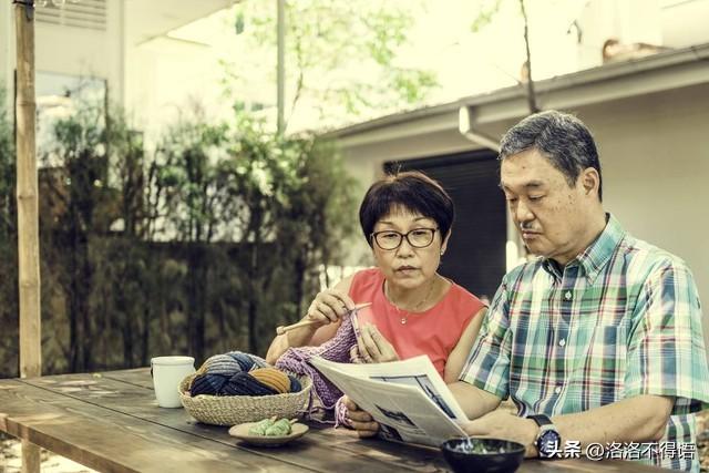 二婚六年恩爱难继？40岁表姐面临婚姻危机